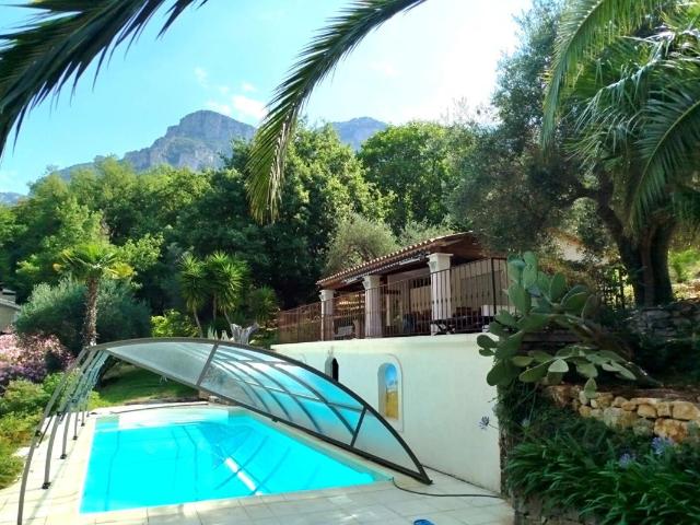 Maison 8 pièces 168 m²