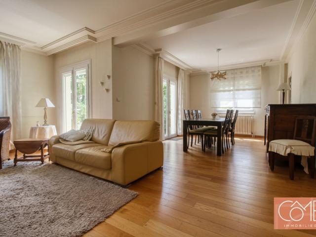 Maison 8 pièces 168 m²