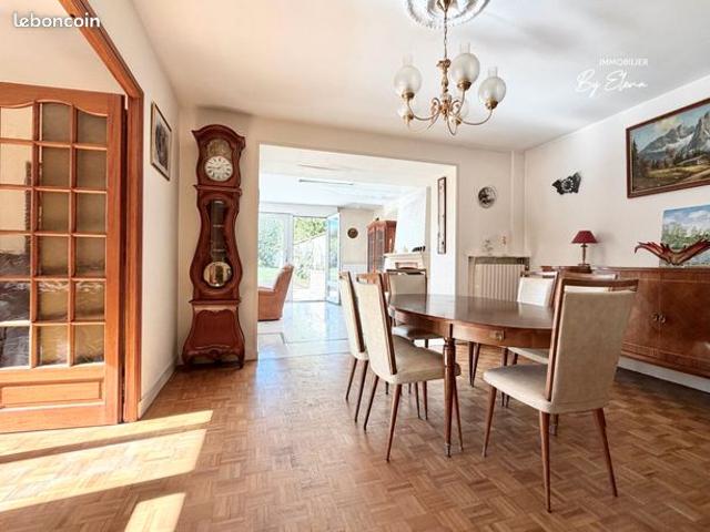Maison 8 pièces 168 m²