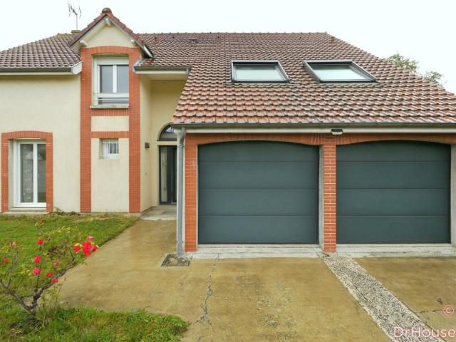 Maison 8 pièces 168 m²