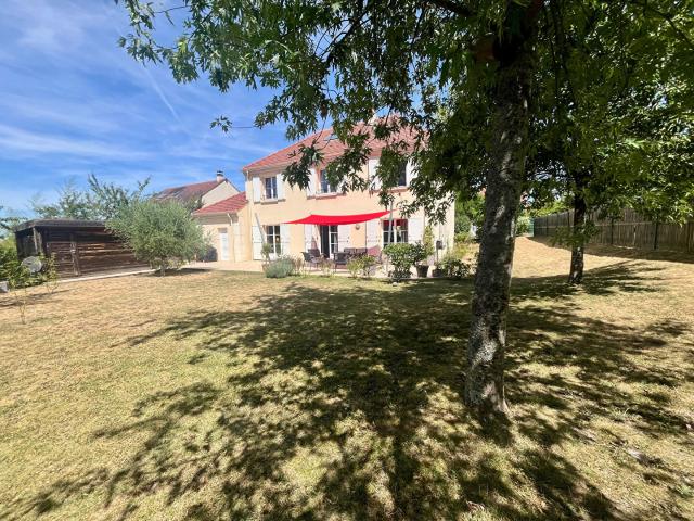 Maison 8 pièces 185 m²