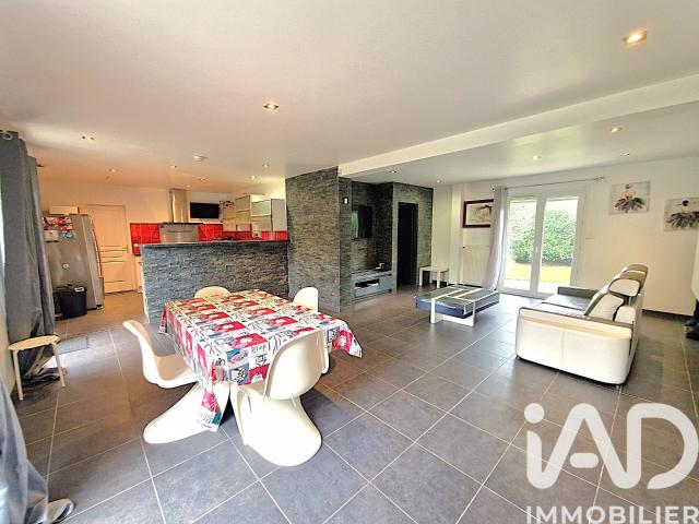 Maison 8 pièces 160 m²