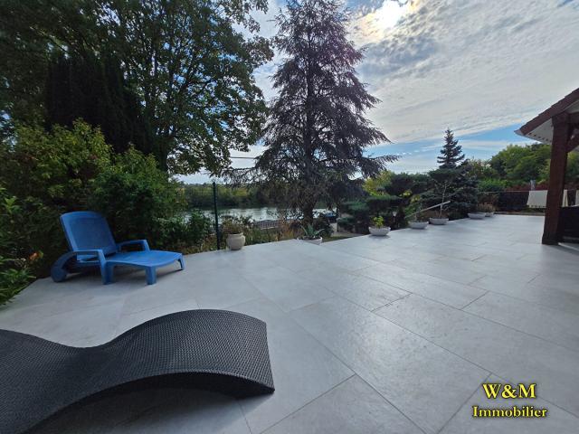 Maison 8 pièces 160 m²
