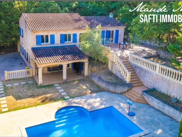 Maison 8 pièces 160 m²