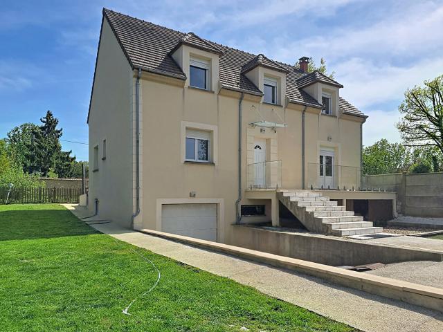 Maison 8 pièces 160 m²