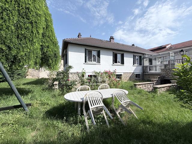 Maison 8 pièces 160 m²