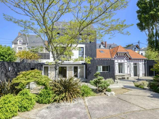 Maison 8 pièces 160 m²
