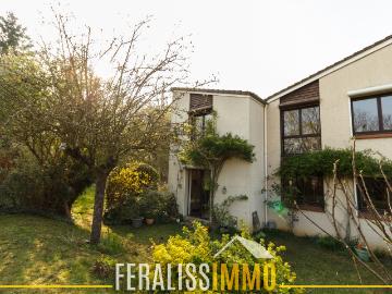 Maison 8 pièces 160 m²