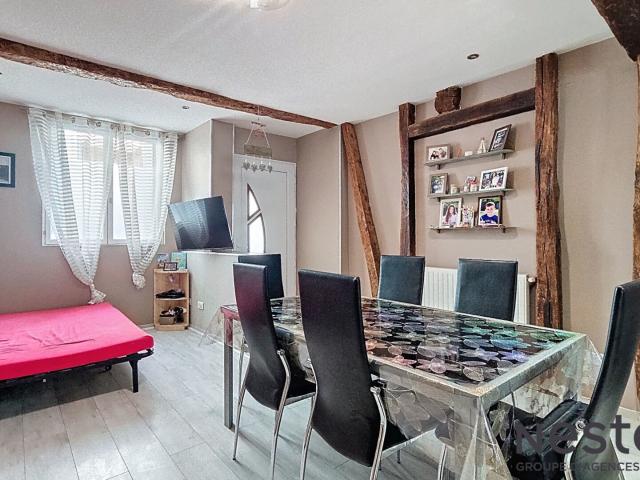 Maison 8 pièces 160 m²