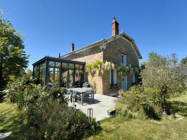 Maison 8 pièces 160 m²