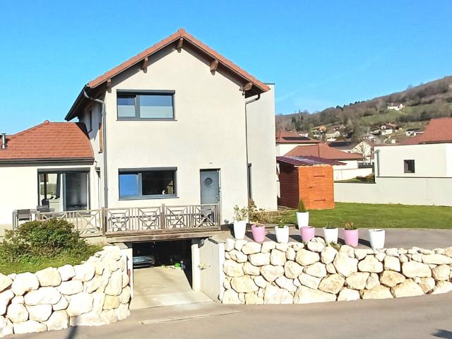 Maison 8 pièces 160 m²