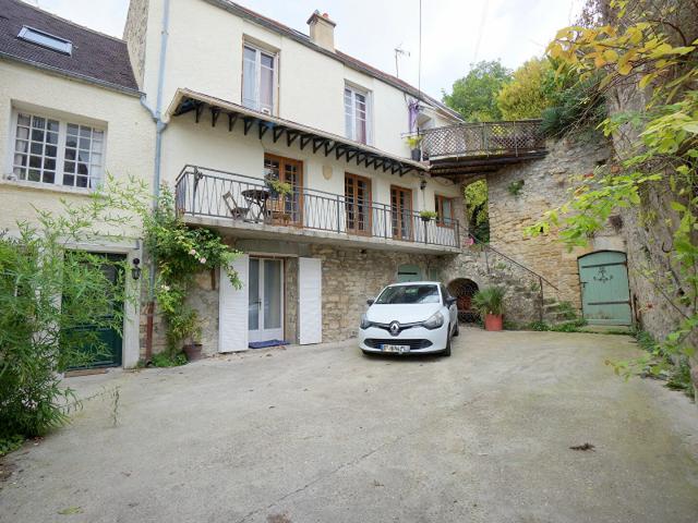 Maison 8 pièces 160 m²