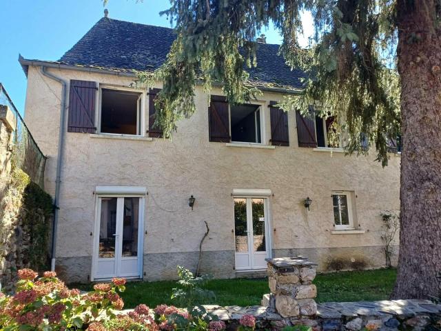 Maison 8 pièces 161 m²