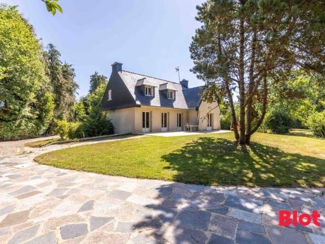 Maison 8 pièces 161 m²
