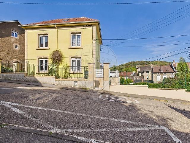 Maison 8 pièces 161 m²
