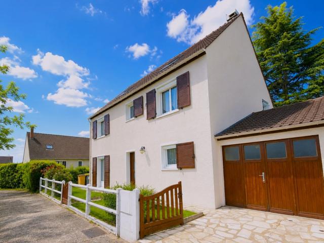 Maison 8 pièces 161 m²