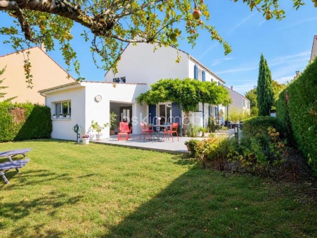 Maison 8 pièces 162 m²