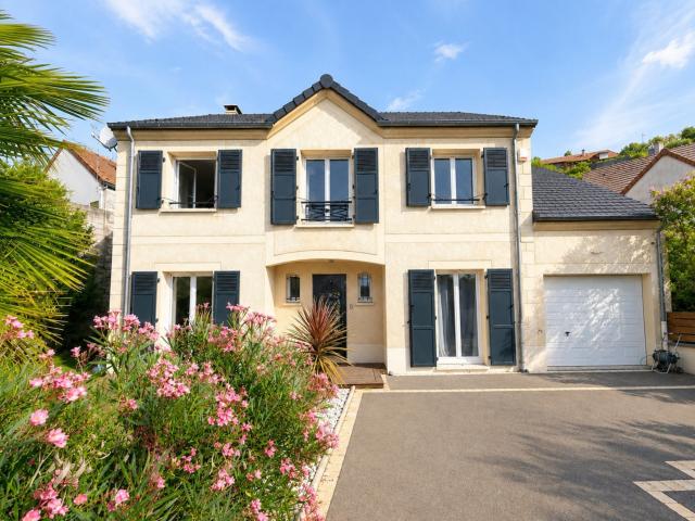 Maison 8 pièces 162 m²