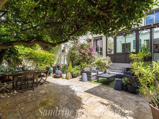 Maison 8 pièces 162 m²