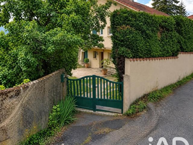 Maison 8 pièces 163 m²