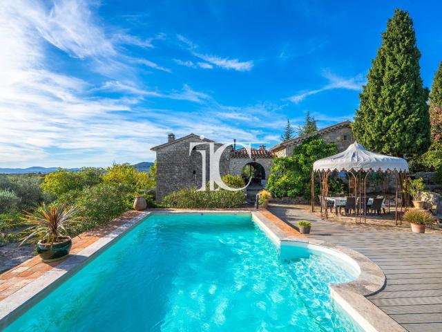 Maison 8 pièces 163 m²