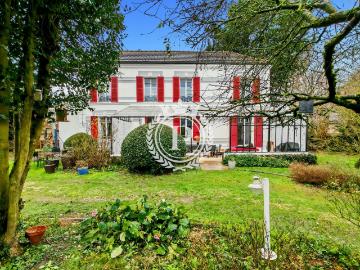 Maison 8 pièces 163 m²
