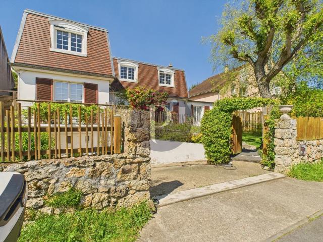 Maison 8 pièces 163 m²