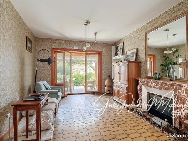 Maison 8 pièces 163 m²