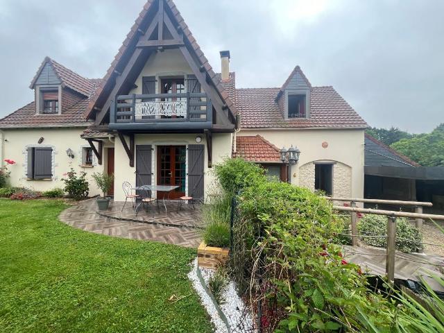 Maison 8 pièces 174 m²