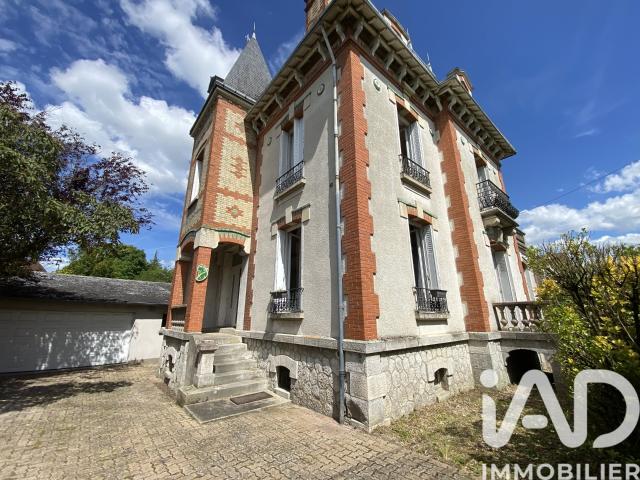 Maison 8 pièces 174 m²