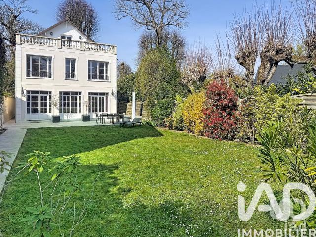 Maison 8 pièces 174 m²