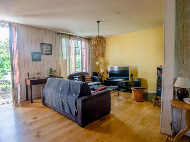 Maison 8 pièces 175 m²
