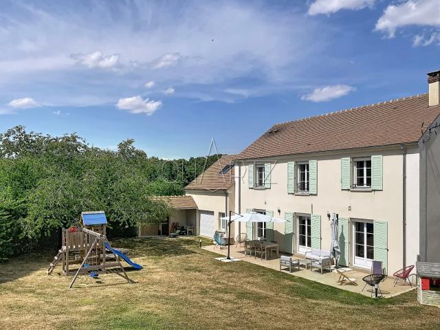 Maison 8 pièces 175 m²