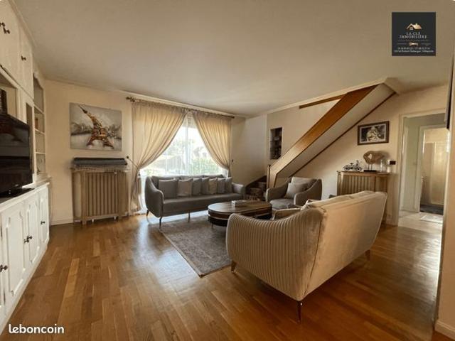 Maison 8 pièces 175 m²