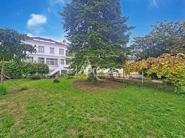 Maison 8 pièces 175 m²