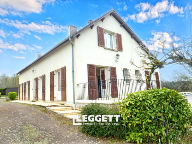 Maison 8 pièces 215 m²