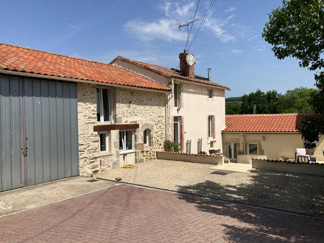 Maison 8 pièces 176 m²