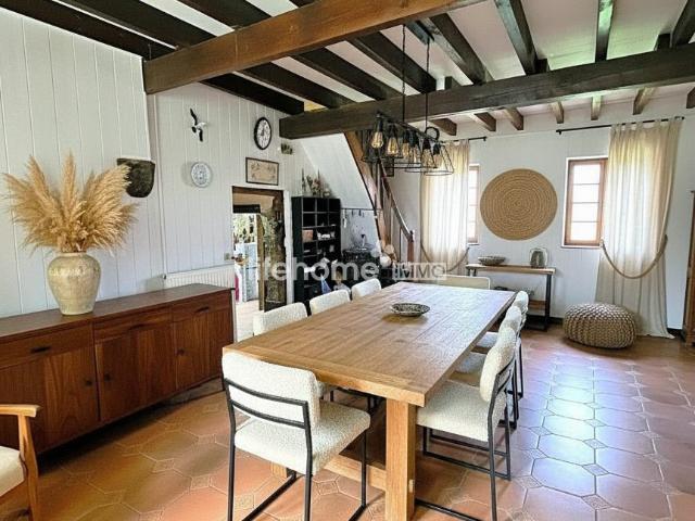 Maison 8 pièces 176 m²