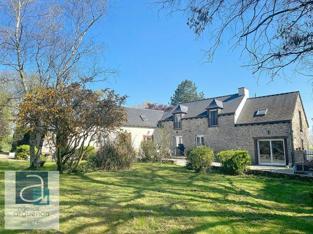 Maison 8 pièces 176 m²