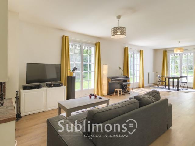 Maison 8 pièces 176 m²