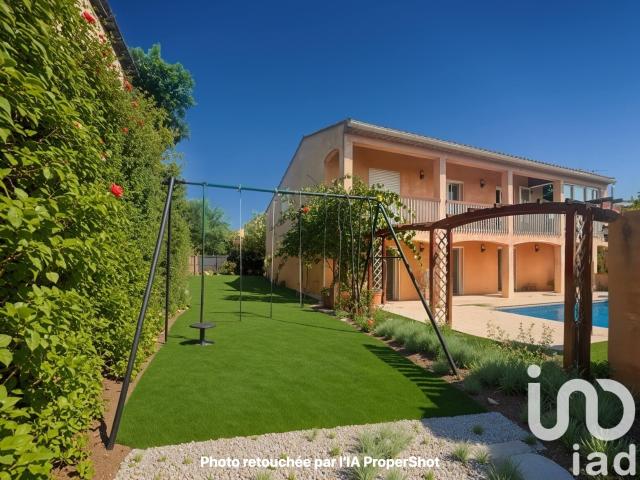 Maison 8 pièces 176 m²