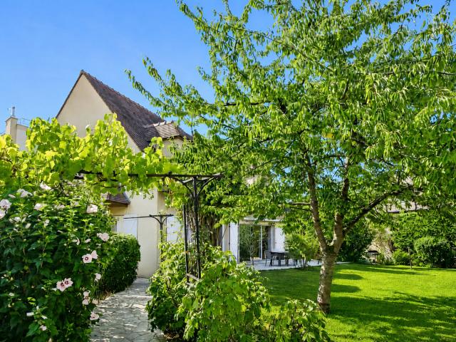 Maison 8 pièces 176 m²