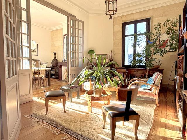Maison 8 pièces 177 m²