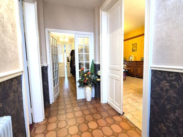 Maison 8 pièces 177 m²