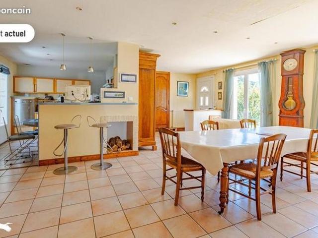 Maison 8 pièces 177 m²