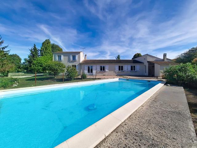 Maison 8 pièces 177 m²