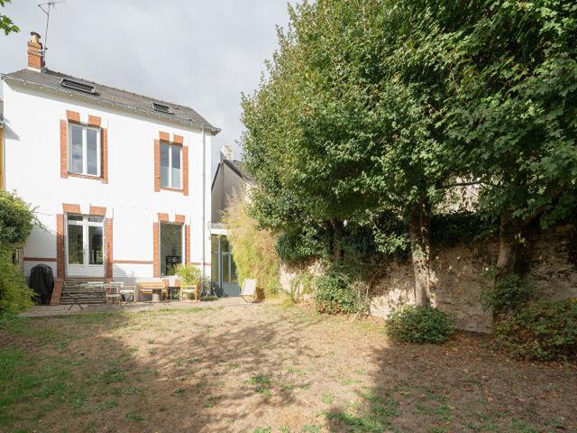 Maison 8 pièces 177 m²
