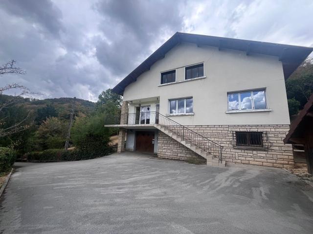 Maison 8 pièces 178 m²