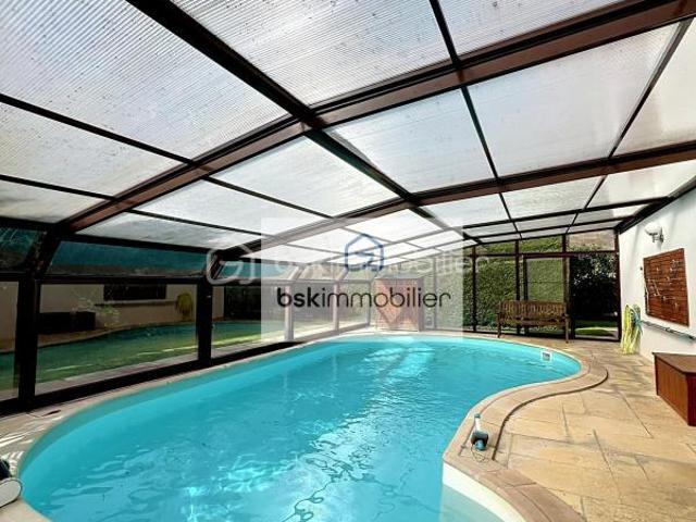 Maison 8 pièces 178 m²