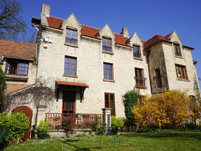 Maison 8 pièces 178 m²